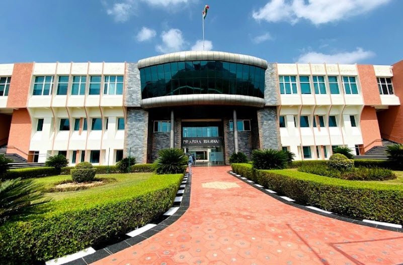 Malaviya National Institute of Technology, Jaipur (MNIT/NIT-Jaipur), Jaipur, Rajasthan - Vushii.com